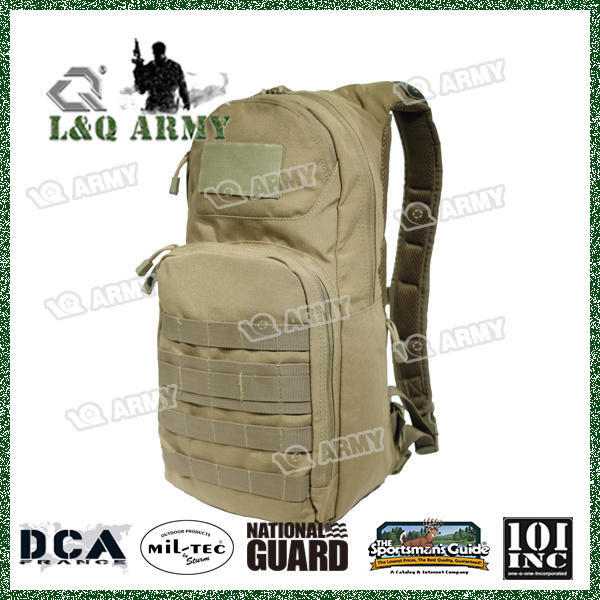 Tactical Hydration Pack Backpacks cum 2.5L Vesicae ad Hiking 