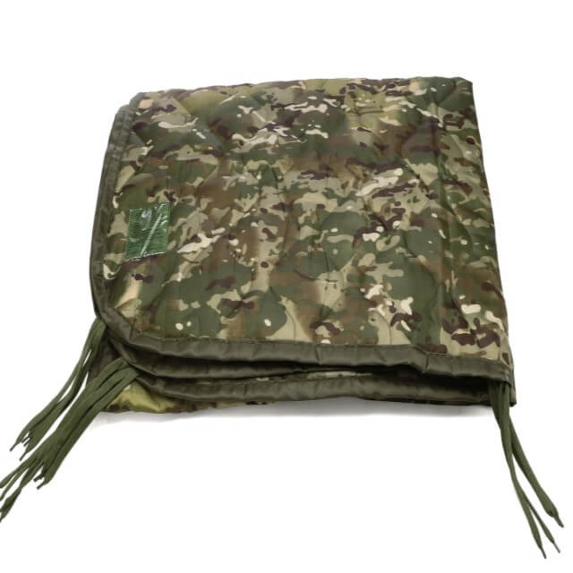 Military Style Poncho Liner Stragulum